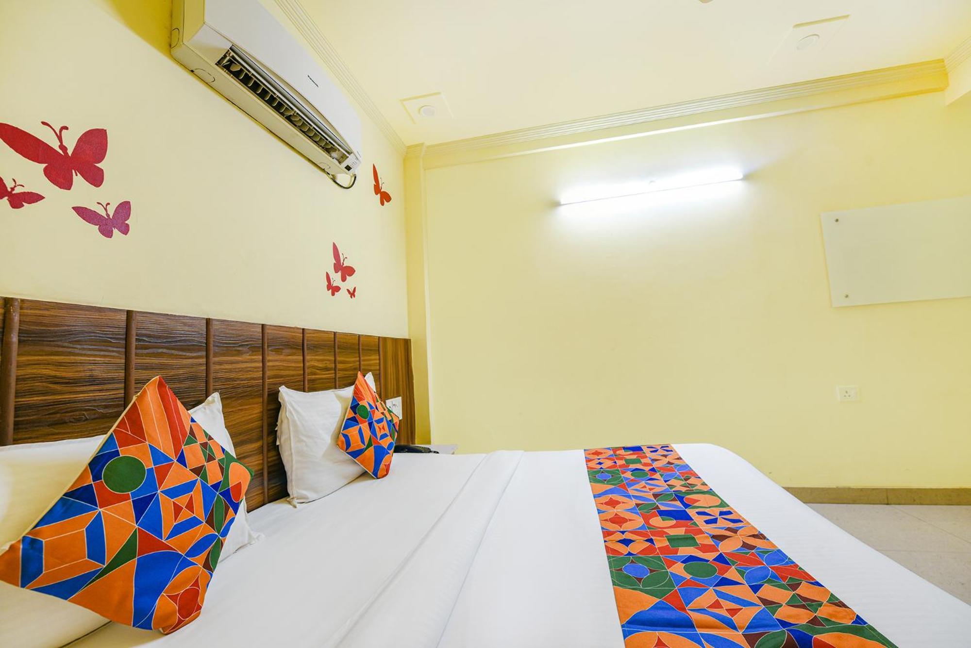 Fabhotel Ishtara Auberge New Delhi Luaran gambar
